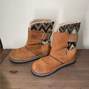 Sorel Chestnut Suede Ankle Boots with Patterned Knit Cuff